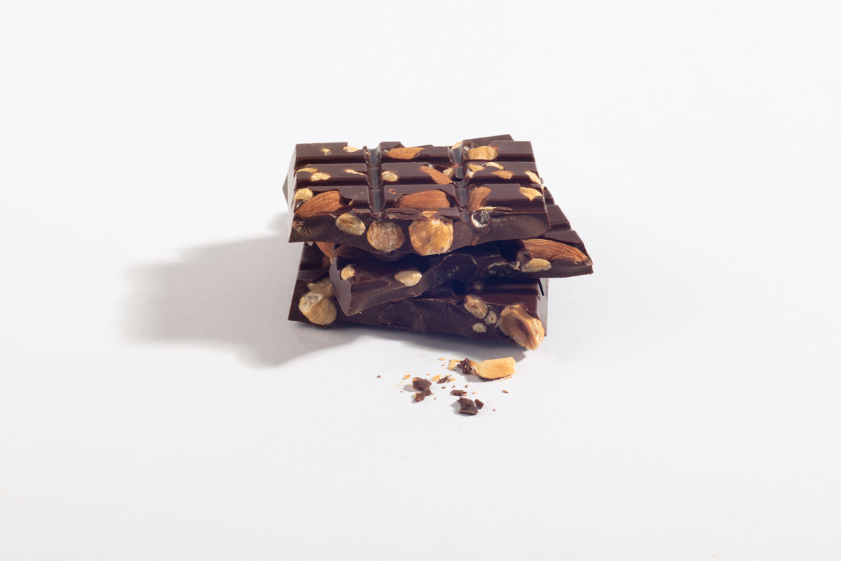 Tres Cojones (Triple Nut) Bar