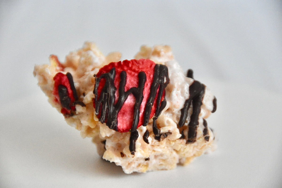 Crispie Clusters - Chocolate Covered Strawberry