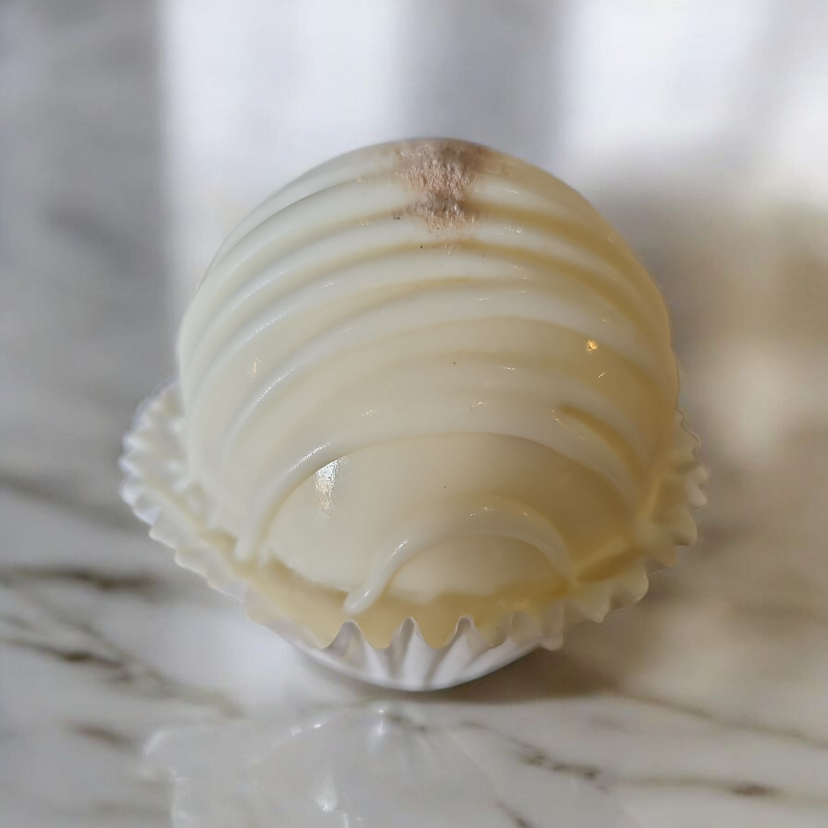 White Chocolate Chai Tea Bombs with Cinnamon & Cardamom